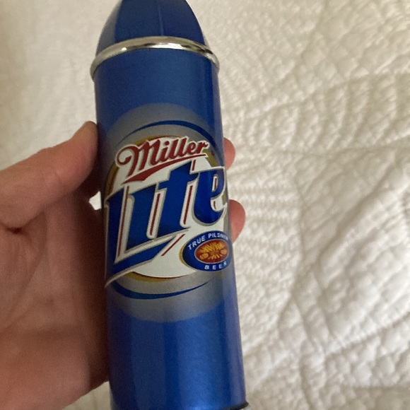 Vintage miller lite beer keg tap with Detroit Pistons emblem on top - Picture 8 of 9